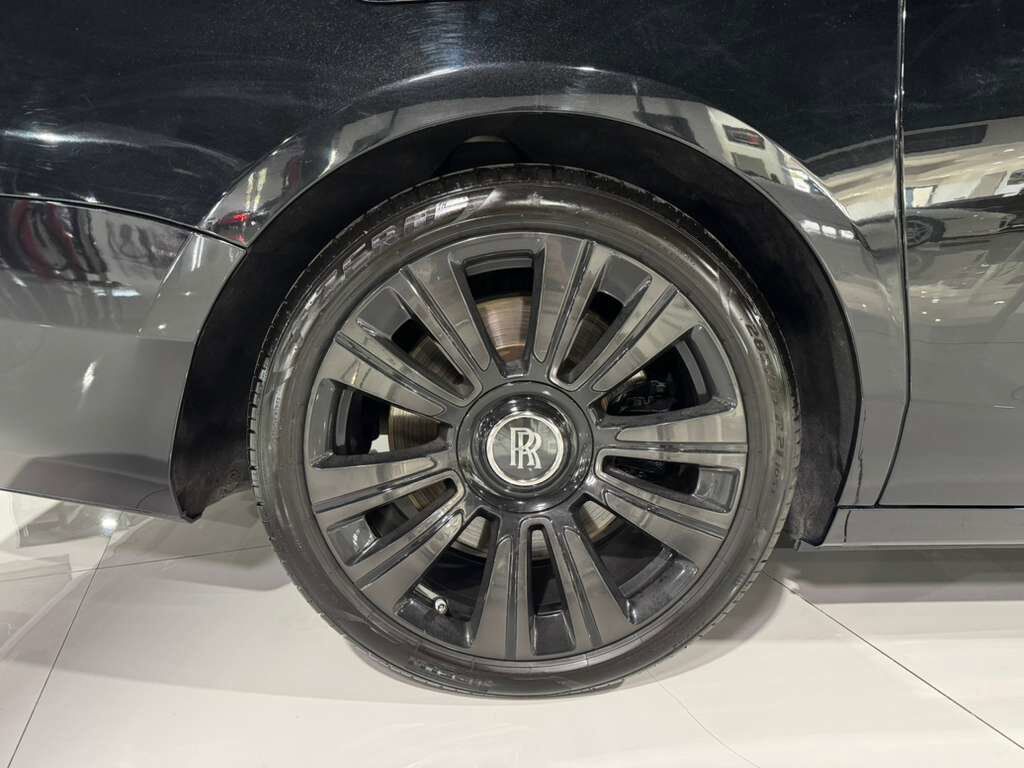 2021 Rolls-Royce Ghost extended wheelbase, Black Diamond paint, Bespoke Audio system AND MUCH MORE!! Fort Lauderdale FL