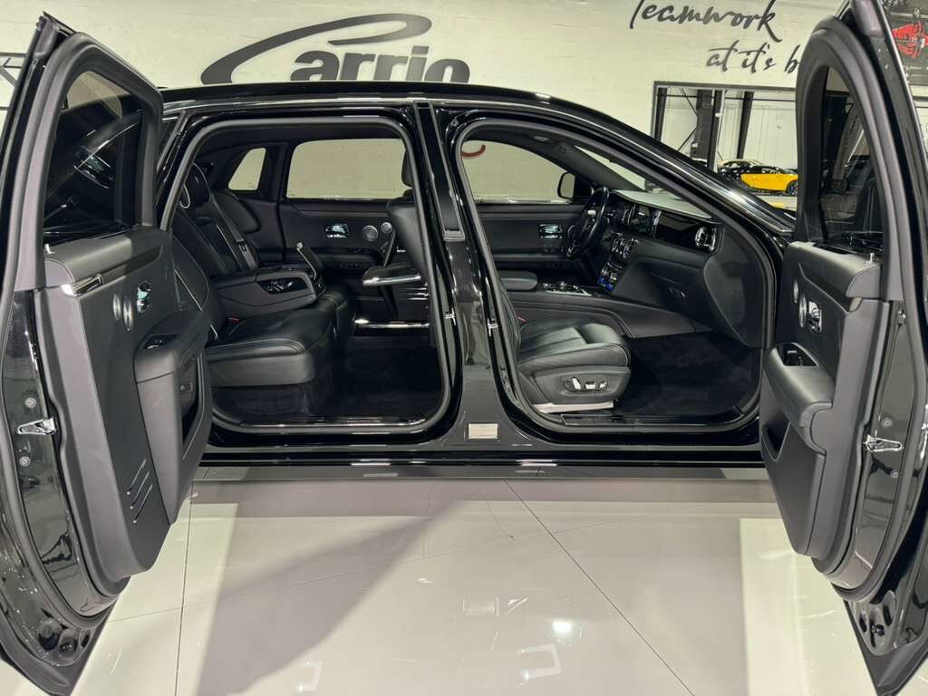2021 Rolls-Royce Ghost extended wheelbase, Black Diamond paint, Bespoke Audio system AND MUCH MORE!! Fort Lauderdale FL