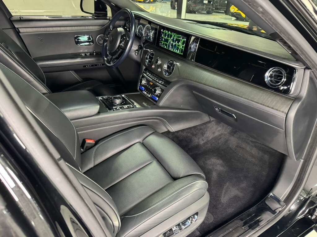 2021 Rolls-Royce Ghost extended wheelbase, Black Diamond paint, Bespoke Audio system AND MUCH MORE!! Fort Lauderdale FL