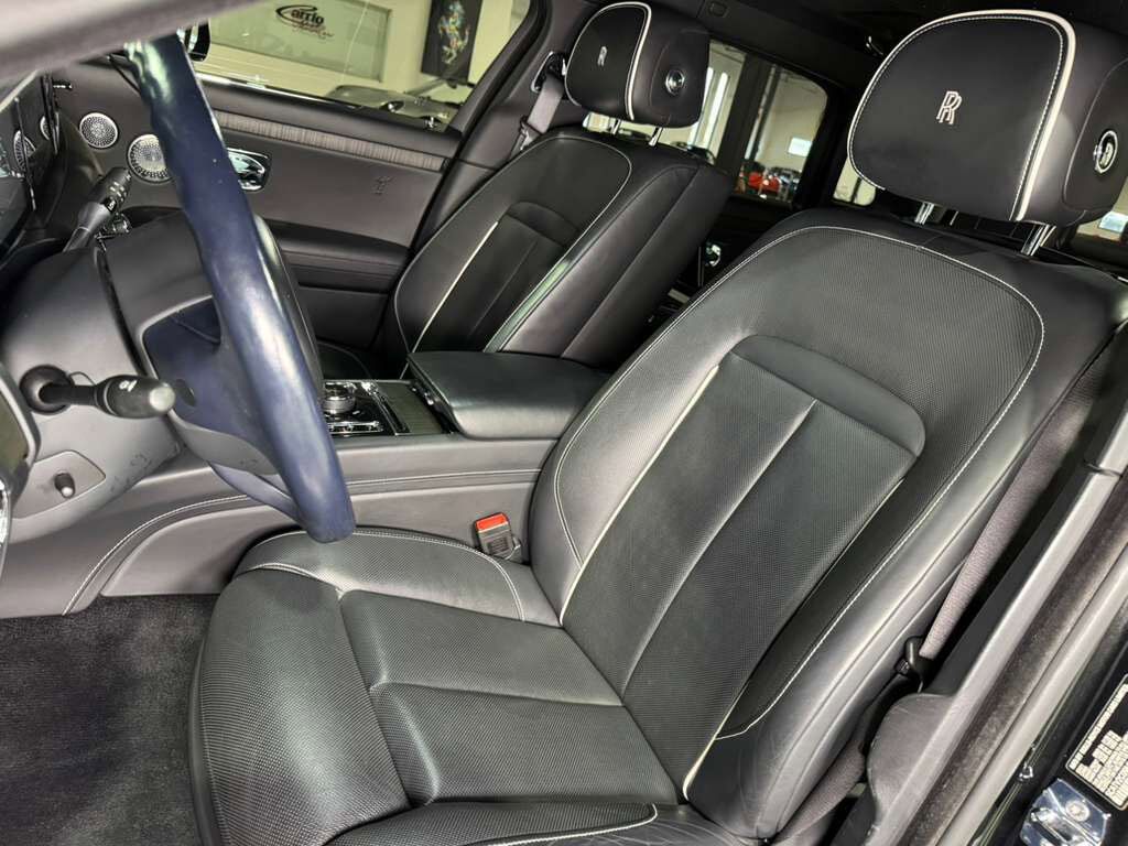 2021 Rolls-Royce Ghost extended wheelbase, Black Diamond paint, Bespoke Audio system AND MUCH MORE!! Fort Lauderdale FL