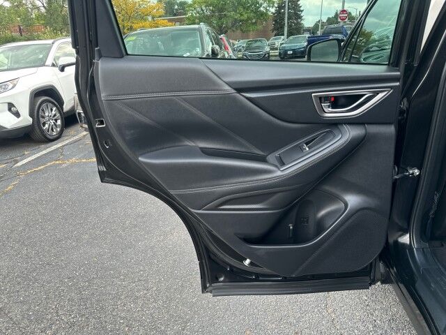 2021 Subaru Forester Limited photo 30