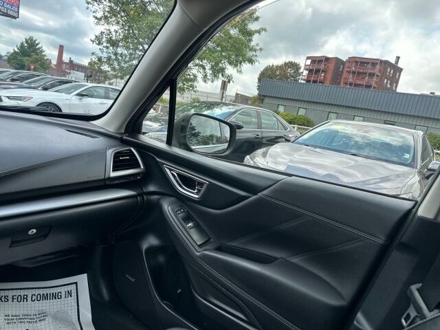 2021 Subaru Forester Limited photo 22
