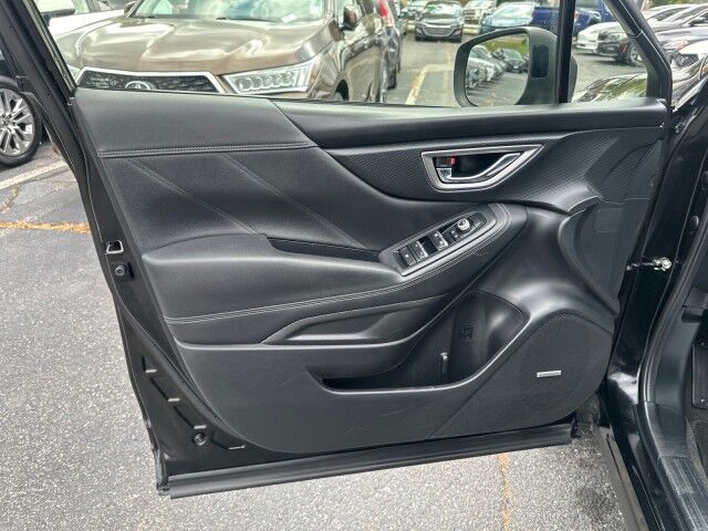 2021 Subaru Forester Limited photo 14