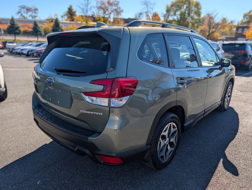 2021 Subaru Forester Premium Worcester MA