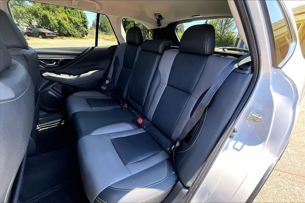 2021 Subaru Outback Onyx Edition XT OR