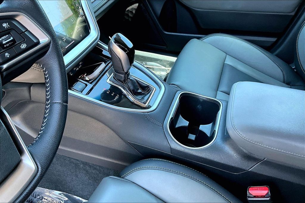 2021 Subaru Outback Onyx Edition XT OR