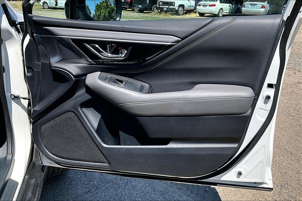 2021 Subaru Outback Onyx Edition XT OR