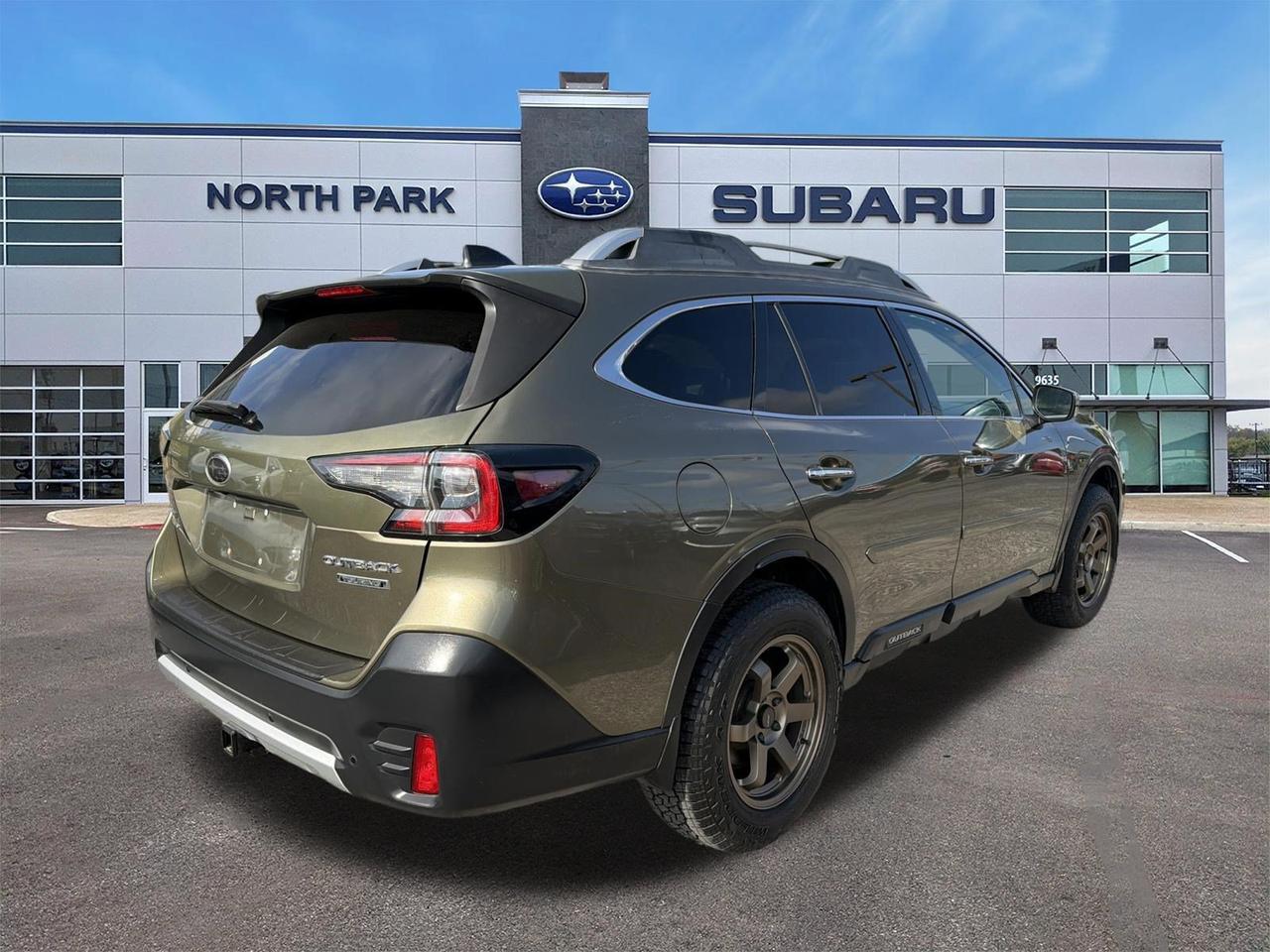 2021 Subaru Outback Touring