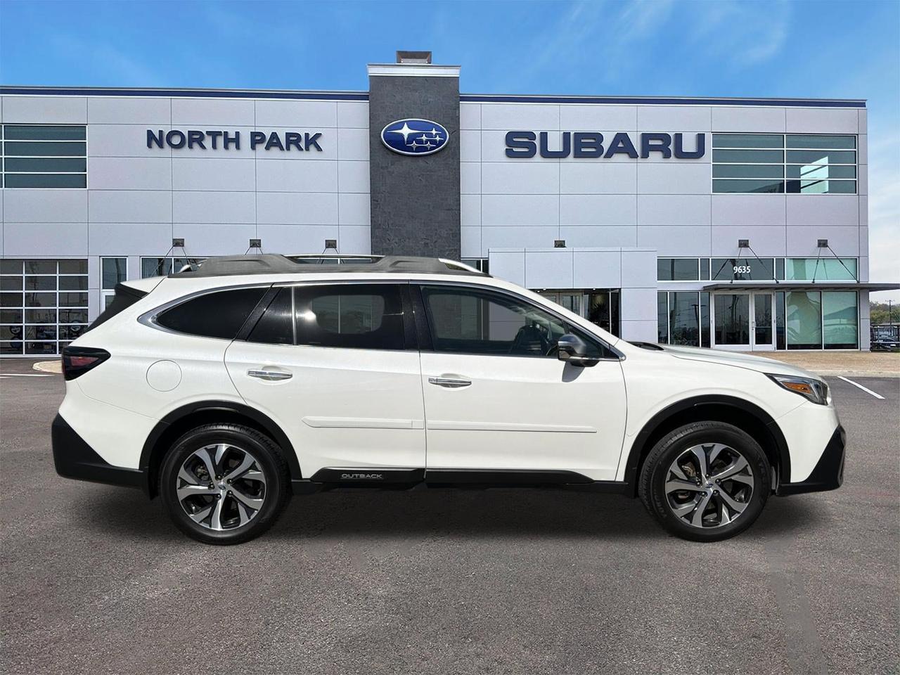 2021 Subaru Outback Touring XT
