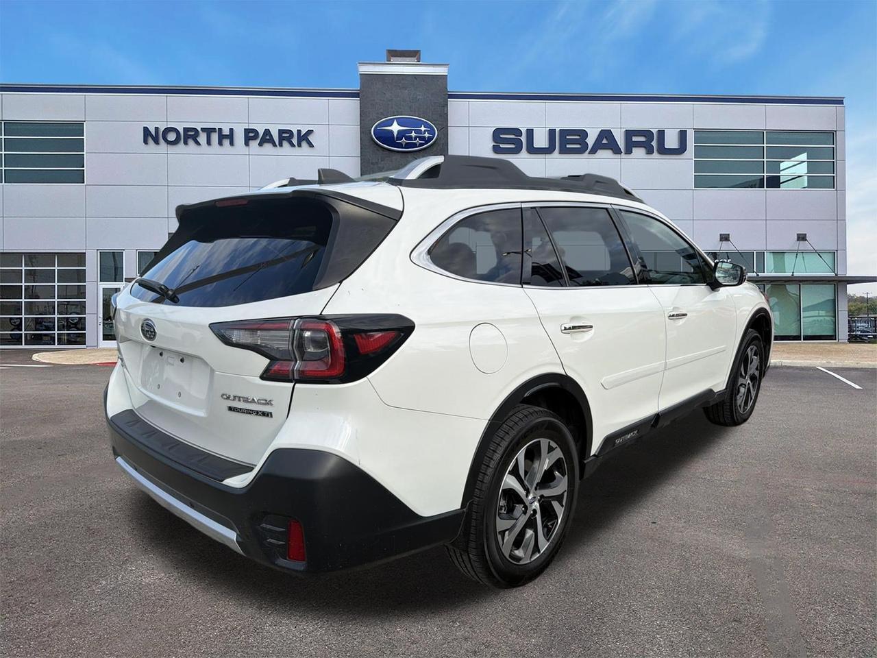 2021 Subaru Outback Touring XT