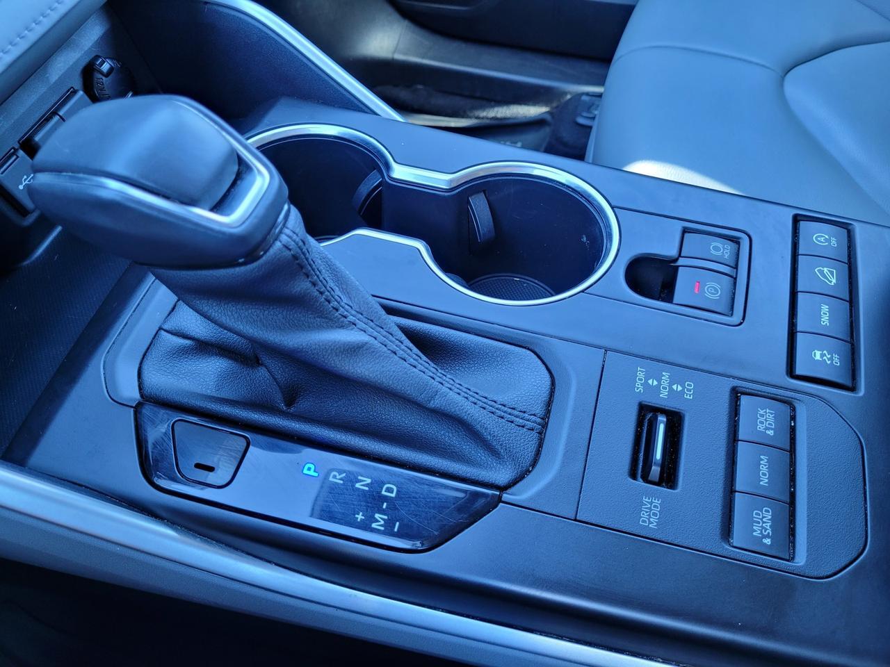 2021 TOYOTA HIGHLANDER XLE AWD V6 Vacaville CA