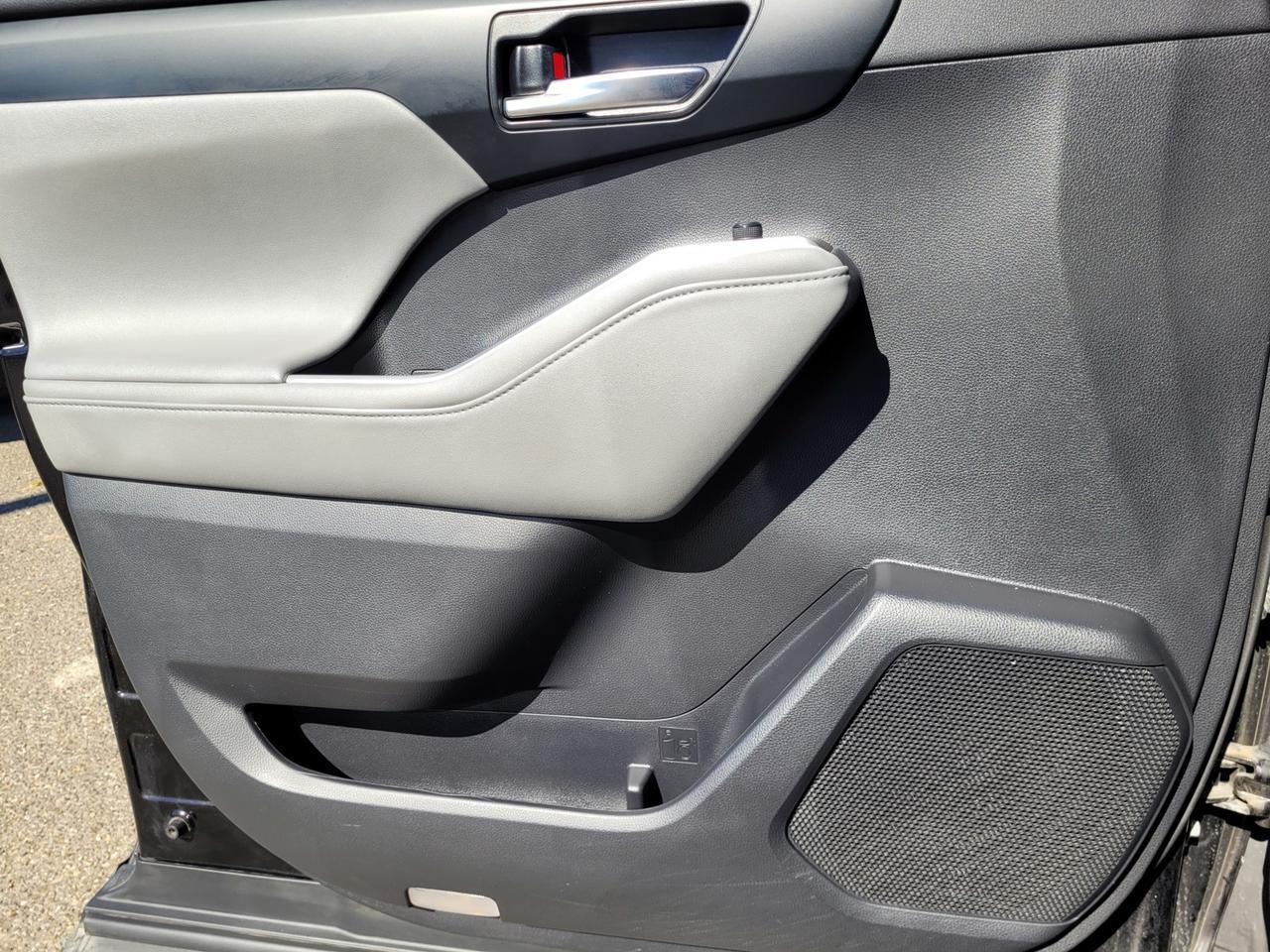 2021 TOYOTA HIGHLANDER XLE AWD Vacaville CA