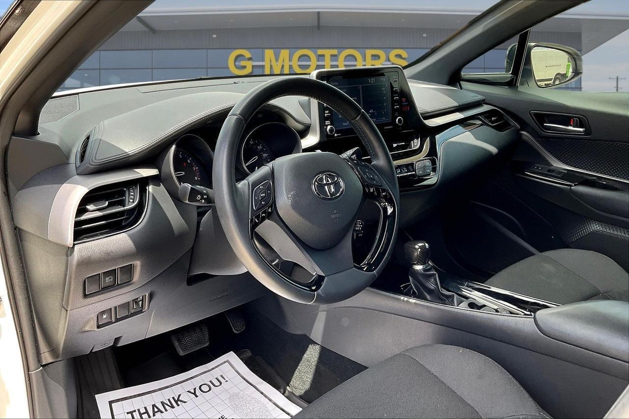2021 TOYOTA C-HR LE Houston TX