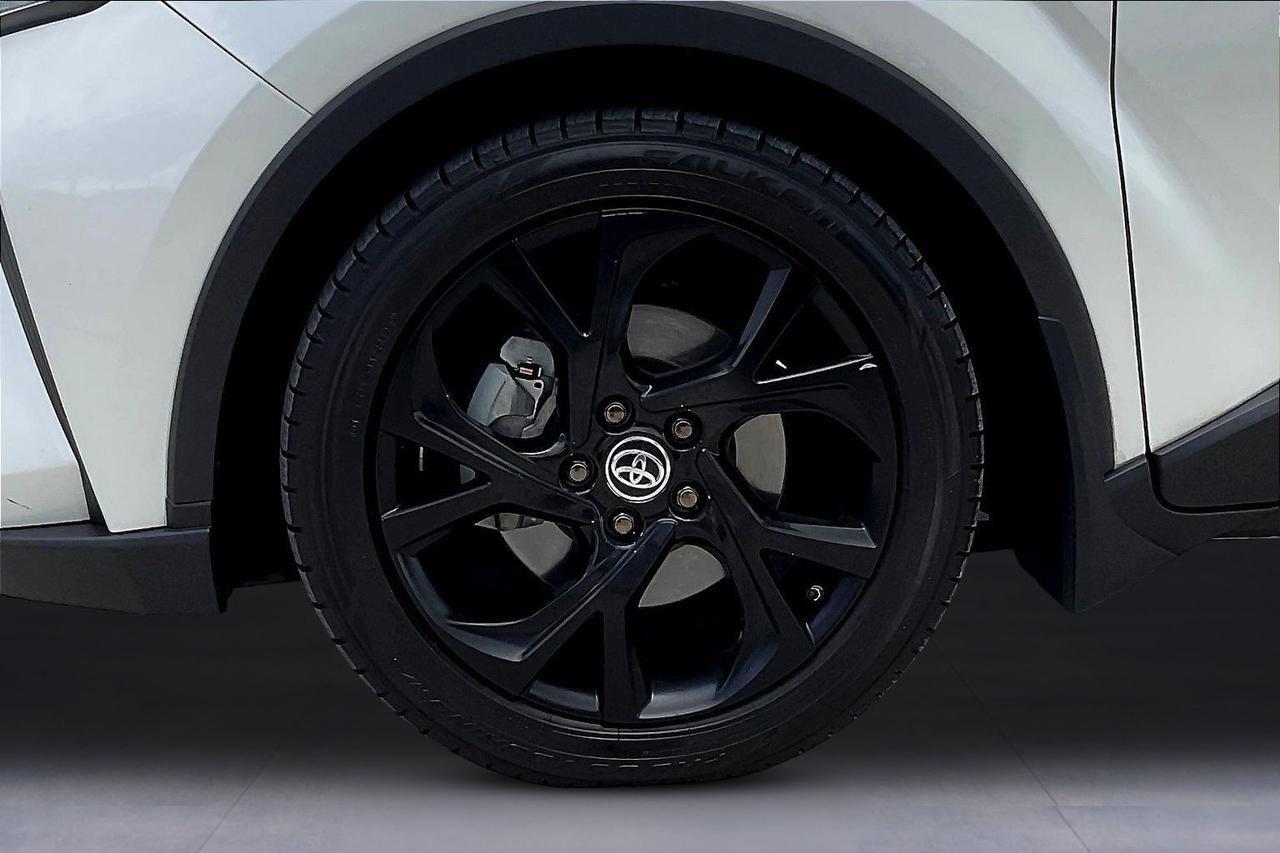 2021 TOYOTA C-HR LE Houston TX