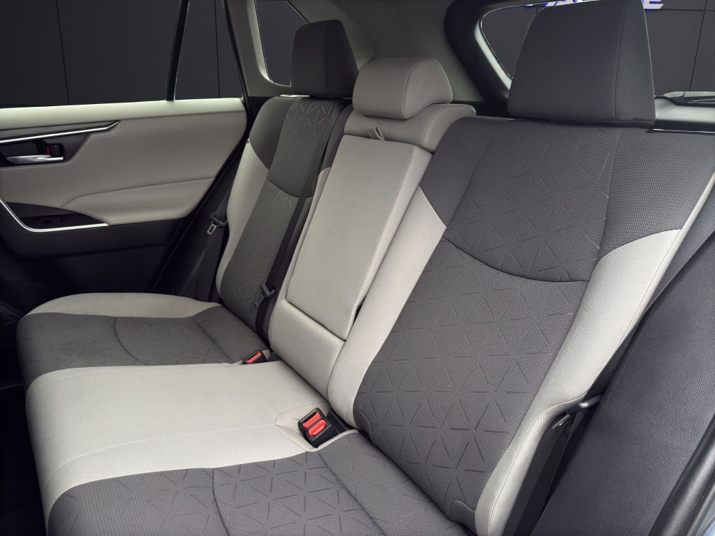 2021 TOYOTA RAV4 XLE KBB VALUE 22K WOW Columbus OH