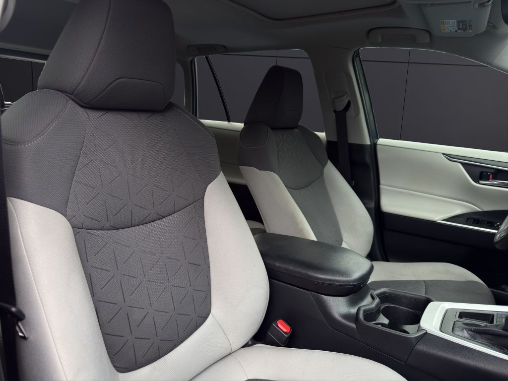 2021 TOYOTA RAV4 XLE KBB VALUE 22K WOW Columbus OH