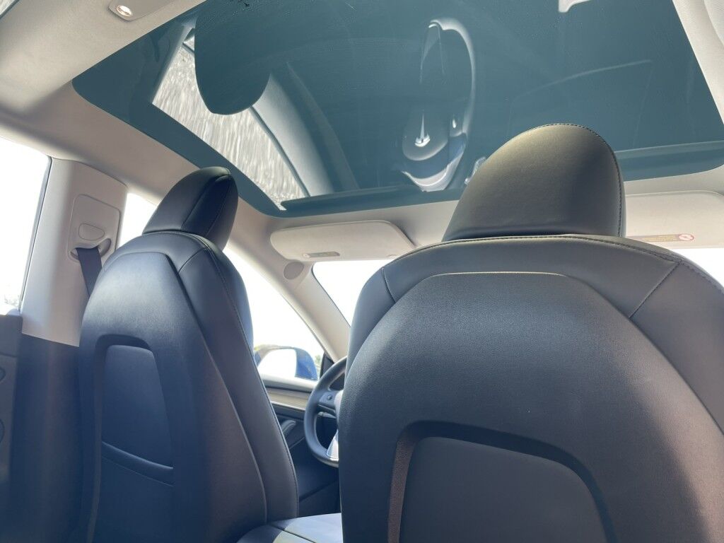 2021 Tesla Model 3 LONG RANGE~CLEAN CARFAX~ONLINE FINANCE AND SHIPPING AVAILABLE!!! Sarasota FL