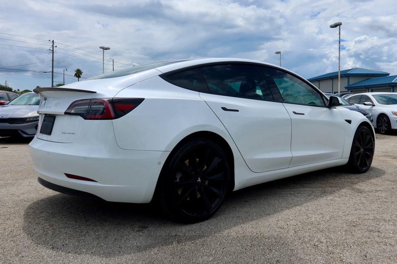 2021 Tesla Model 3 Long Range Sedan 4D
