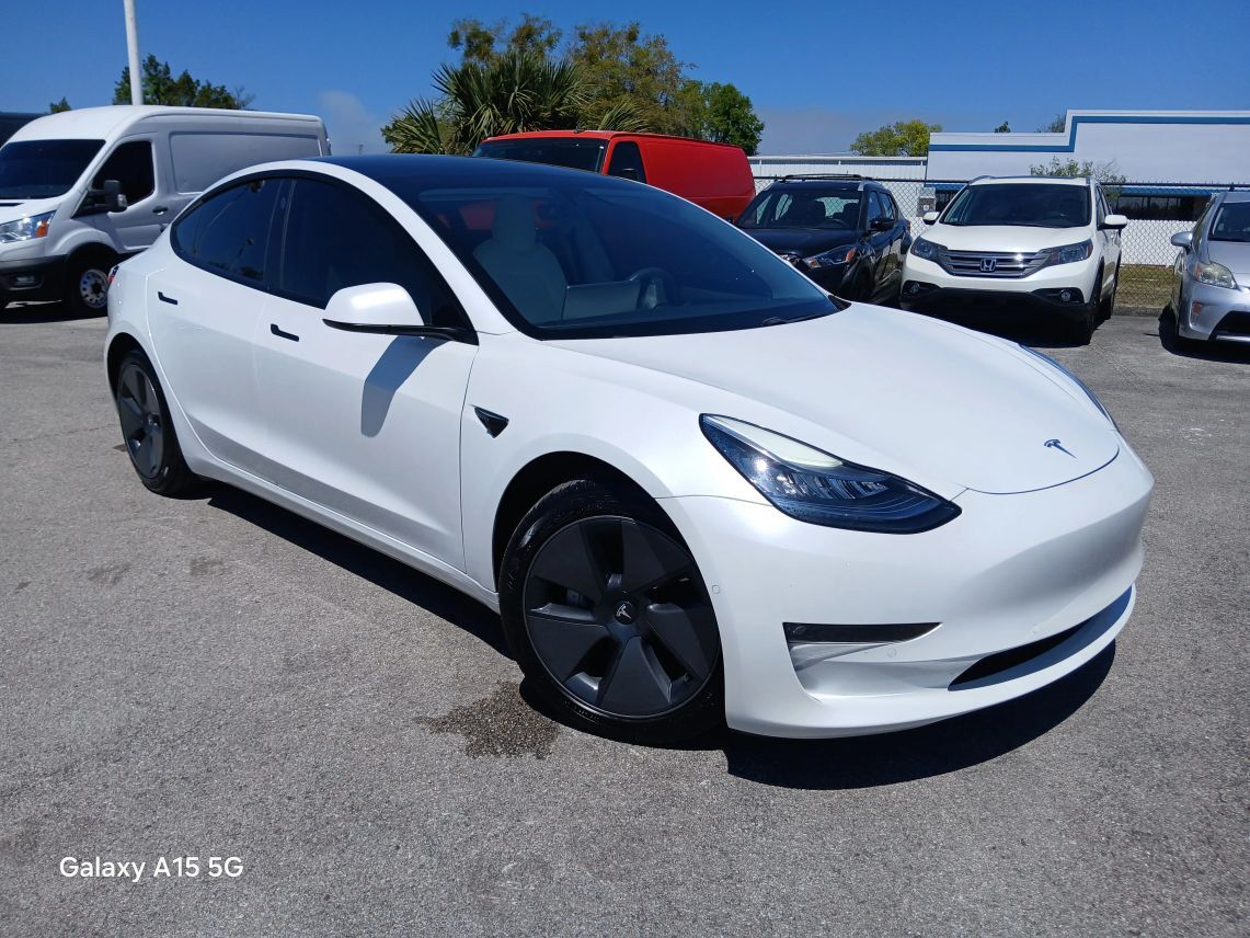 2021 Tesla Model 3 Long Range Sedan 4D