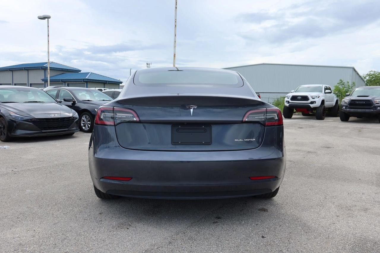 2021 Tesla Model 3 Long Range Sedan 4D