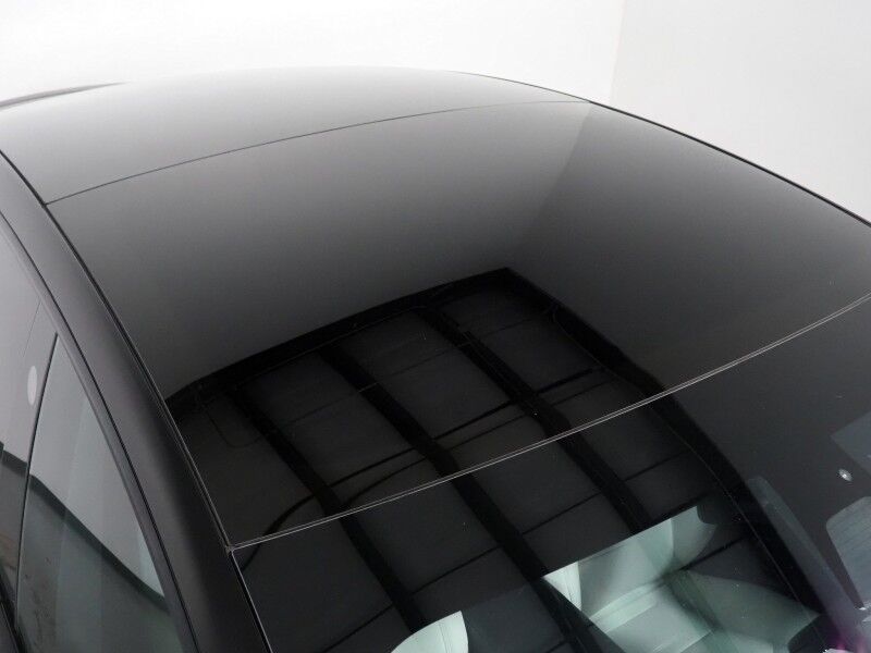 2021 Tesla Model 3 Performance AWD *AUTOPILOT, NAVIGATION, SAFETY ALERTS, ADAPTIVE CRUISE, SURROUND VIEW CAMERAS, PANORAMA GLASS ROOF, HEATED SEATS/STEERING WHEEL, 20 INCH UBERTURBINE WHEELS, WIRELESS CHARGING Round Rock TX