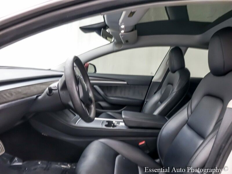 2021 Tesla Model 3 Performance PRICE INCLUDES $4000 IRS TAX CREDIT!! YOU MUST QUAL Willowbrook IL
