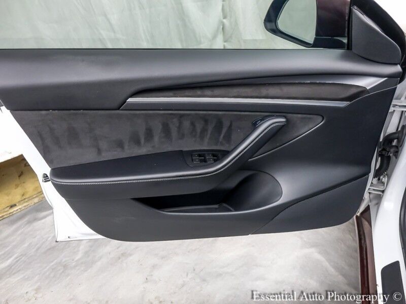 2021 Tesla Model 3 Performance PRICE INCLUDES $4000 IRS TAX CREDIT!! YOU MUST QUAL Willowbrook IL