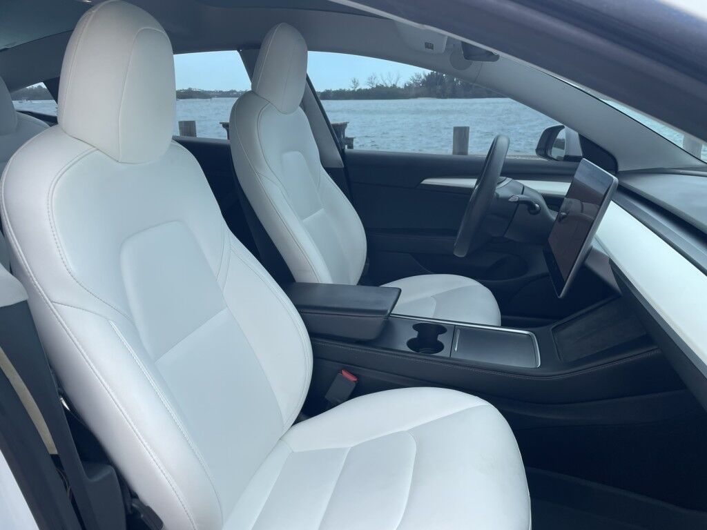 2021 Tesla Model 3 STANDARD RANGE PLUS~CLEAN CARFAX~ONLINE FINANCE AND SHIPPING AVA Sarasota FL