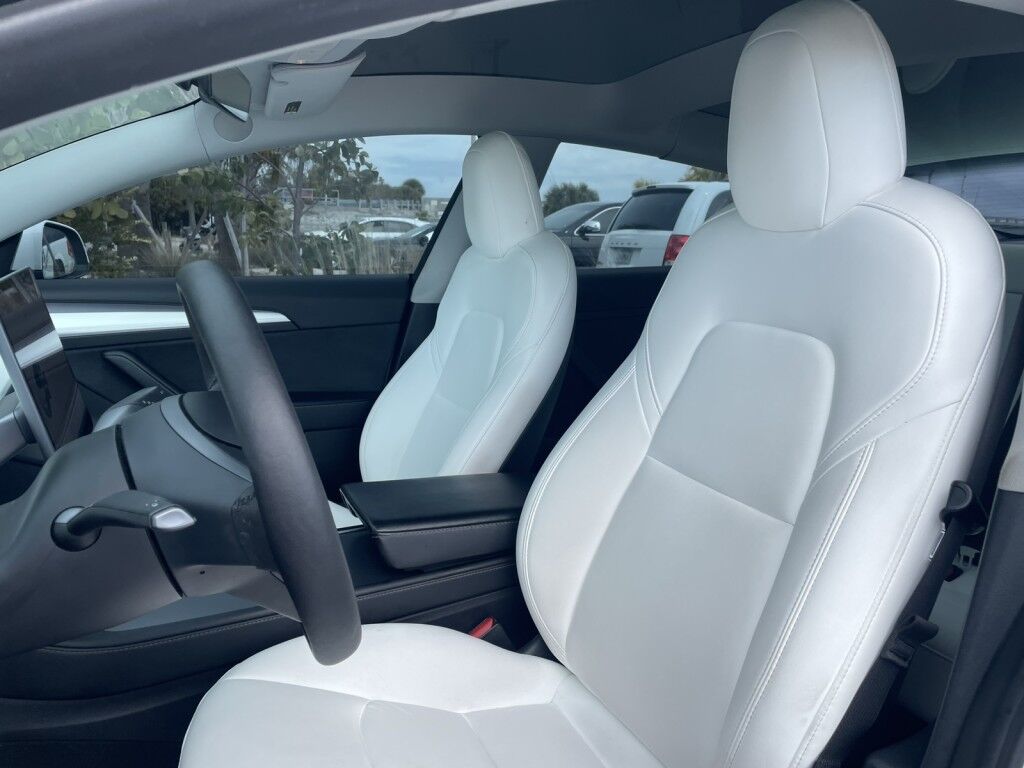 2021 Tesla Model 3 STANDARD RANGE PLUS~CLEAN CARFAX~ONLINE FINANCE AND SHIPPING AVA Sarasota FL