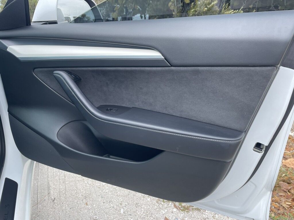 2021 Tesla Model 3 STANDARD RANGE PLUS~CLEAN CARFAX~ONLINE FINANCE AND SHIPPING AVA Sarasota FL