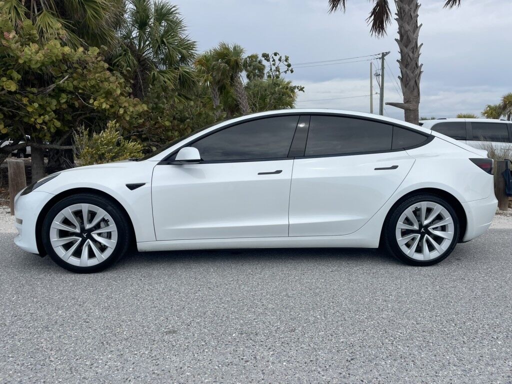 2021 Tesla Model 3 STANDARD RANGE PLUS~CLEAN CARFAX~ONLINE FINANCE AND SHIPPING AVA Sarasota FL