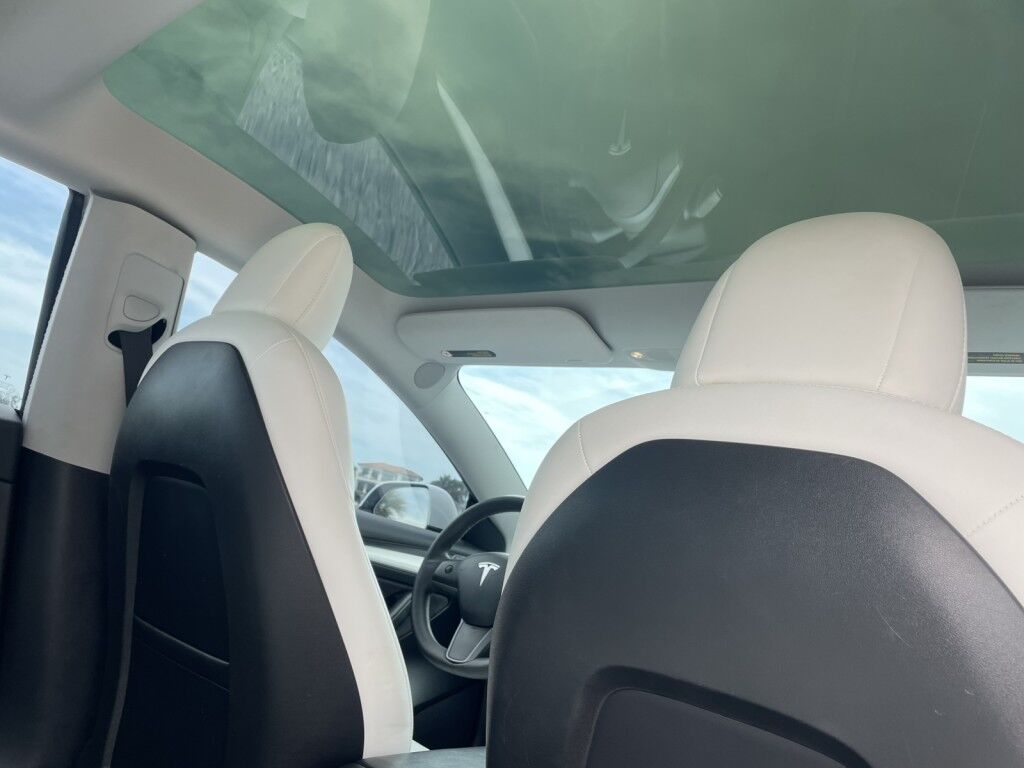 2021 Tesla Model 3 STANDARD RANGE PLUS~CLEAN CARFAX~ONLINE FINANCE AND SHIPPING AVA Sarasota FL