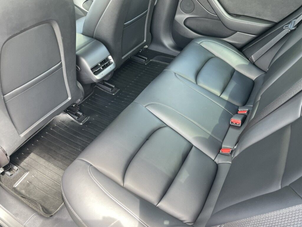 2021 Tesla Model 3 STANDARD RANGE PLUS~CLEAN CARFAX~ONLINE FINANCE AND SHIPPING AVAILABLE!!!! Sarasota FL