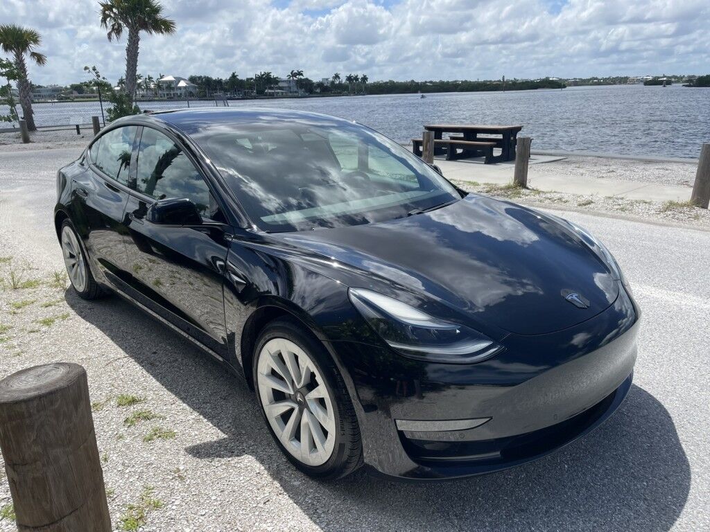 2021 Tesla Model 3 STANDARD RANGE PLUS~CLEAN CARFAX~ONLINE FINANCE AND SHIPPING AVAILABLE!!!! Sarasota FL