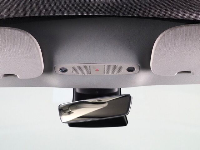 2021 Tesla Model 3 Standard Range Plus *AUTOPILOT, NAVIGATION, SAFETY ALERTS, ADAPTIVE CRUISE, SURROUND VIEW CAMERAS, PANORAMA GLASS ROOF, HEATED SEATS, WIRELESS CHARGING Round Rock TX