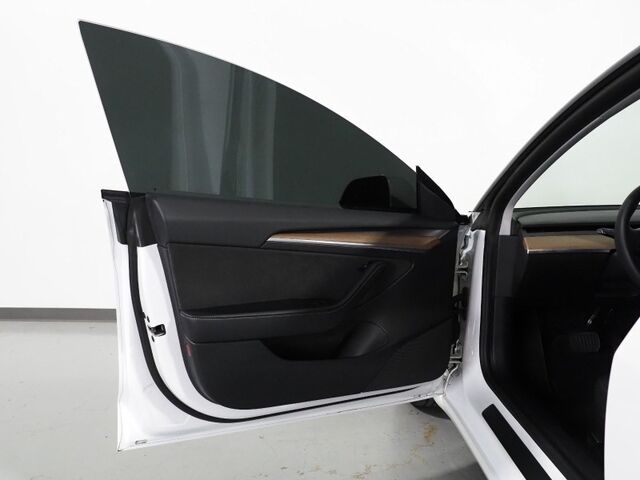 2021 Tesla Model 3 Standard Range Plus *AUTOPILOT, NAVIGATION, SAFETY ALERTS, ADAPTIVE CRUISE, SURROUND VIEW CAMERAS, PANORAMA GLASS ROOF, HEATED SEATS, WIRELESS CHARGING Round Rock TX
