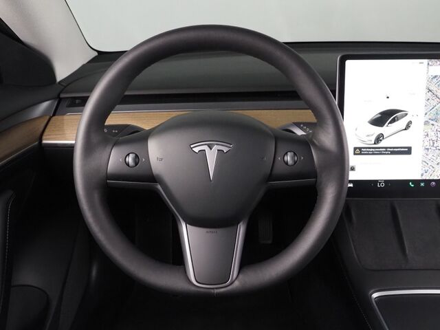 2021 Tesla Model 3 Standard Range Plus *AUTOPILOT, NAVIGATION, SAFETY ALERTS, ADAPTIVE CRUISE, SURROUND VIEW CAMERAS, PANORAMA GLASS ROOF, HEATED SEATS, WIRELESS CHARGING Round Rock TX