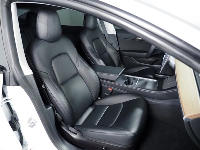 2021 Tesla Model 3 Standard Range Plus *AUTOPILOT, NAVIGATION, SAFETY ALERTS, ADAPTIVE CRUISE, SURROUND VIEW CAMERAS, PANORAMA GLASS ROOF, HEATED SEATS, WIRELESS CHARGING Round Rock TX