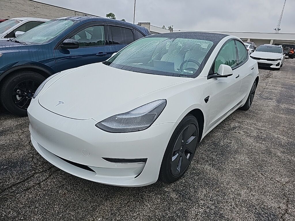 2021 Tesla Model 3 Standard Range Plus Akron OH
