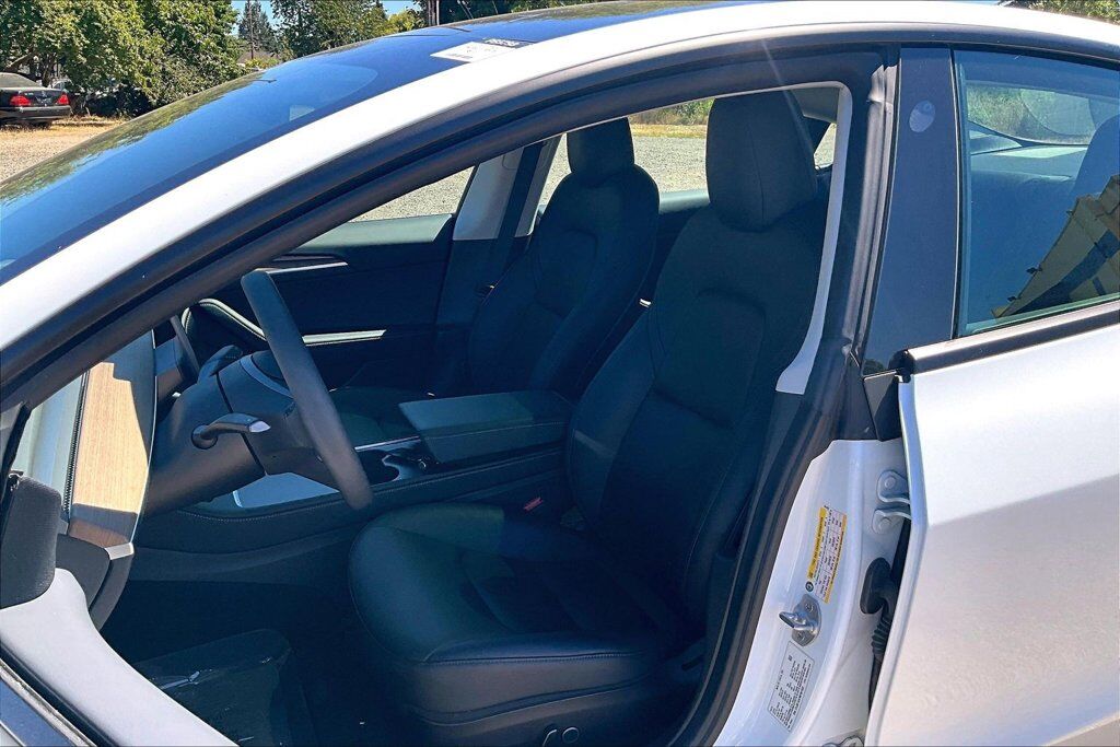 2021 Tesla Model 3 Standard Range Plus OR