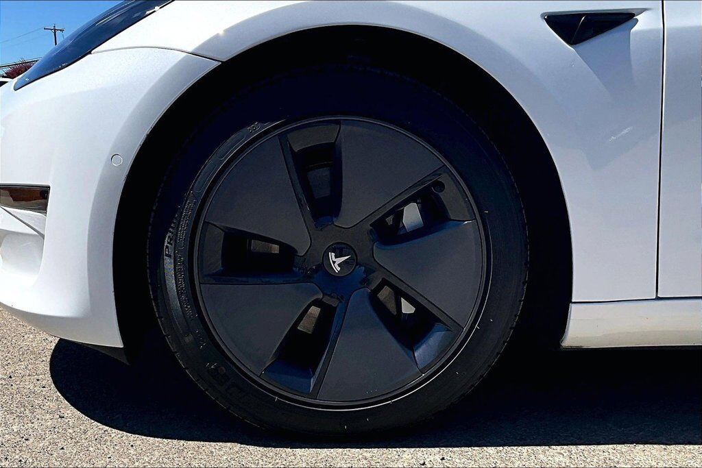 2021 Tesla Model 3 Standard Range Plus OR