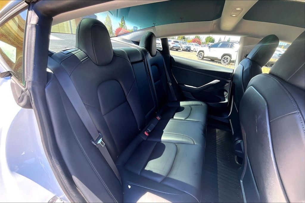 2021 Tesla Model 3 Standard Range Plus OR