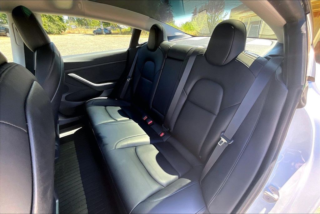 2021 Tesla Model 3 Standard Range Plus OR