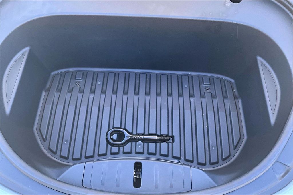 2021 Tesla Model 3 Standard Range Plus OR