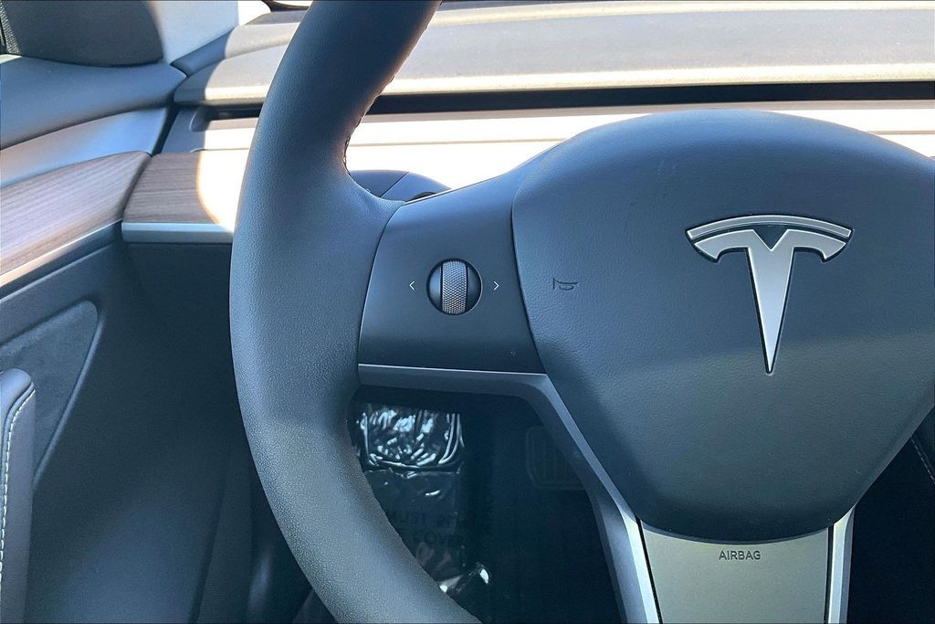 2021 Tesla Model 3 Standard Range Plus OR