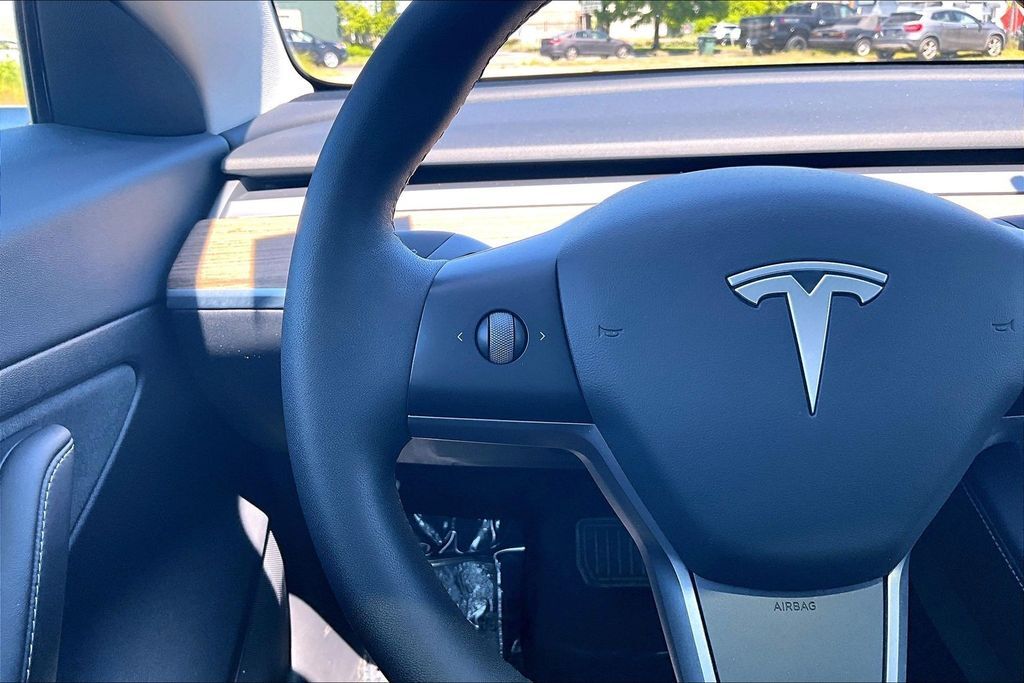 2021 Tesla Model 3 Standard Range Plus OR