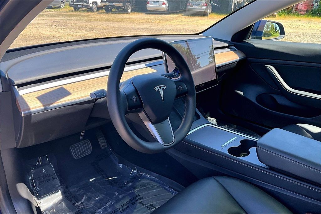 2021 Tesla Model 3 Standard Range Plus OR