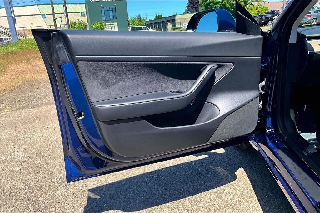 2021 Tesla Model 3 Standard Range Plus OR