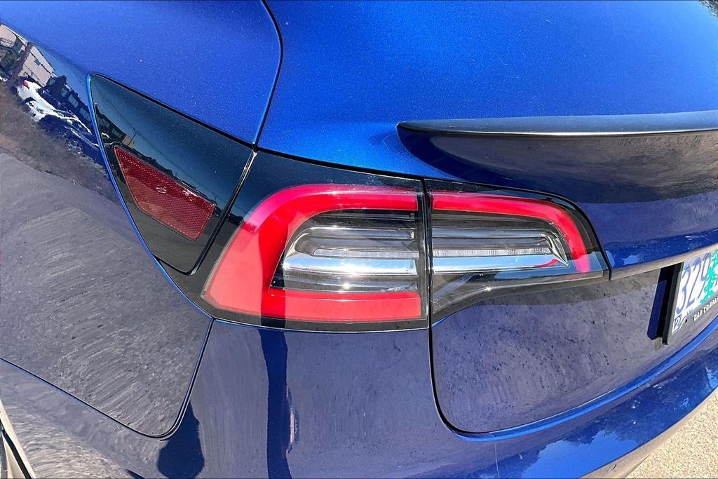 2021 Tesla Model 3 Standard Range Plus OR