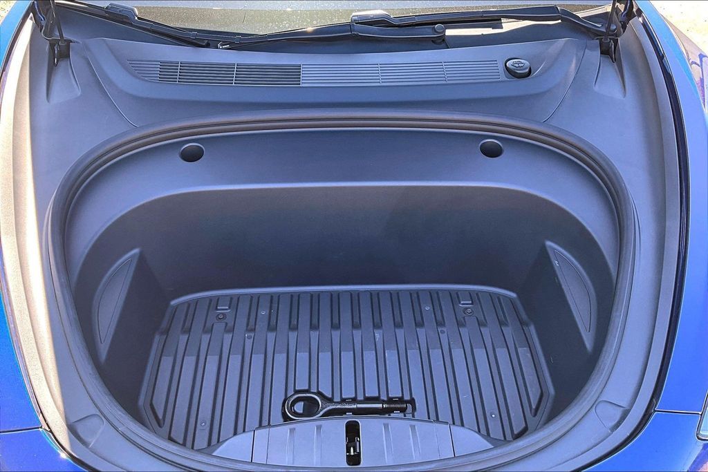 2021 Tesla Model 3 Standard Range Plus OR
